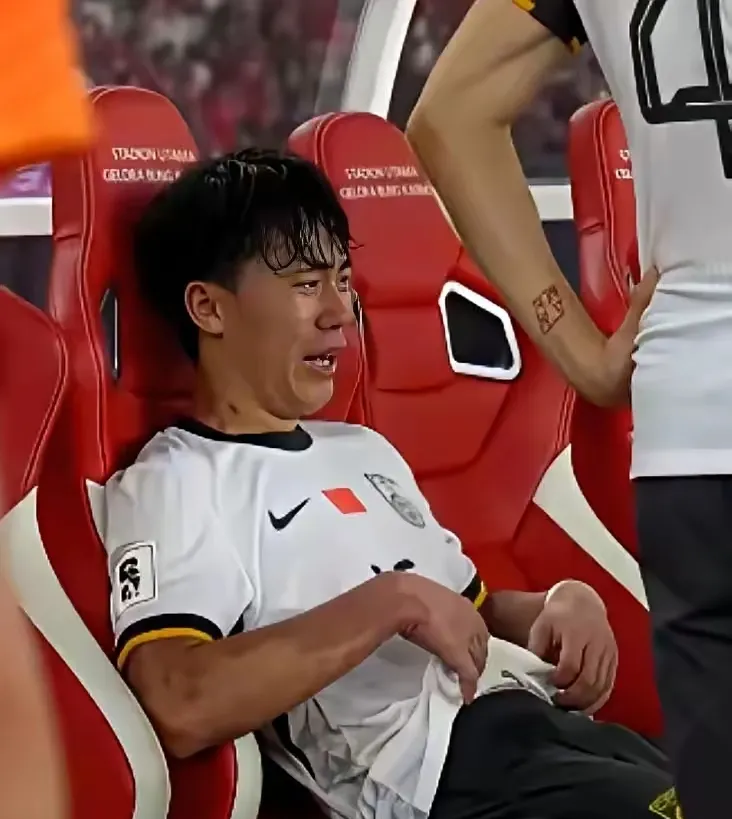 哈希娱乐游戏 -清晨拜仁慕尼黑备战西甲；临场应变细节曝光；压力陡增；资深球员宣示担当 