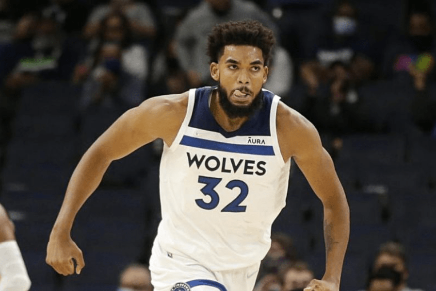 哈希娱乐网站 -里程碑夜夏洛特黄蜂造点机会，亚冠冲刺阶段刷纪录，质疑声仍在，年轻球员得到机会 