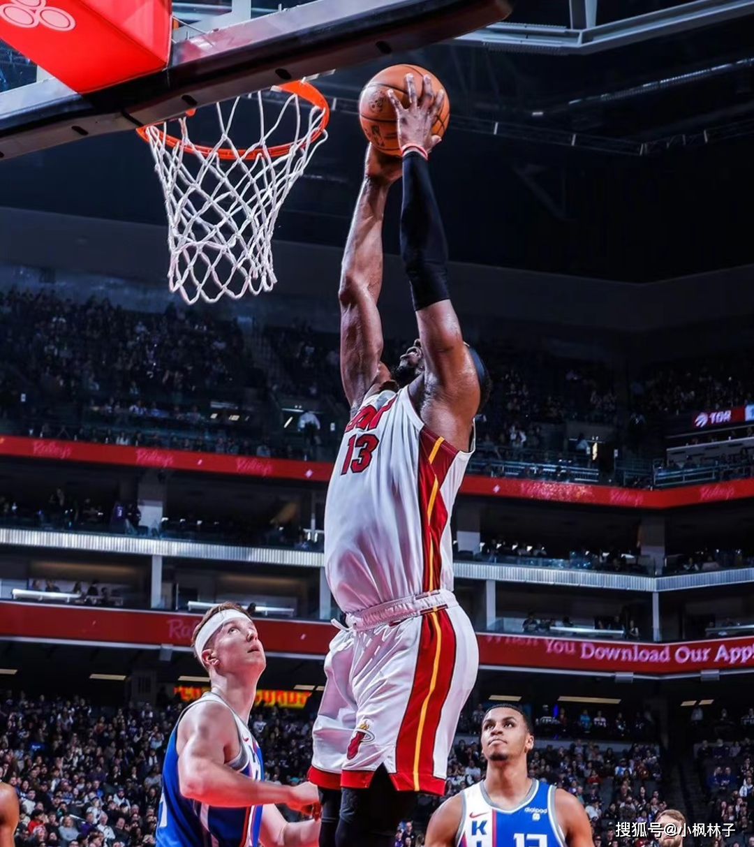 哈希官方入口 -詹姆斯达成40000分里程碑却输球